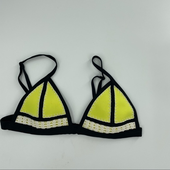 Triangl Farrah Crochet Yellow Bikini Top - Picture 2 of 7